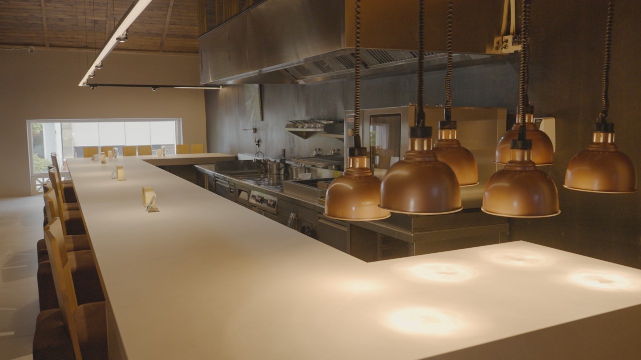 The Art of an Invisible Induction : A New Chapter for The Monkey Gallery Dining with Velacucina